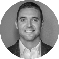 This is the image of Mark Modic